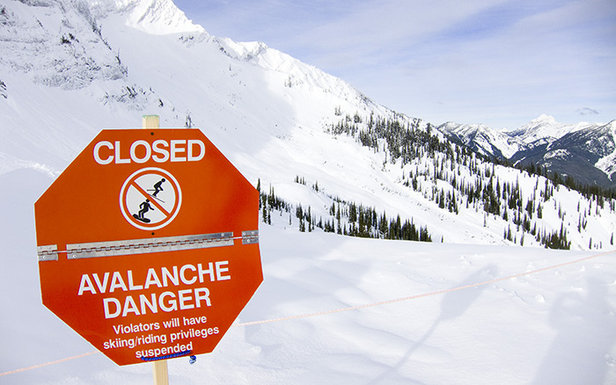 Outpost - Avalanche warning sign