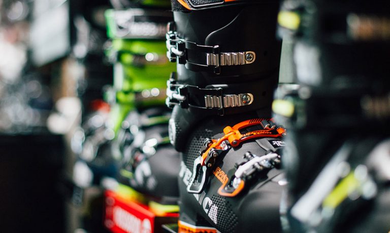 outpost sunsport ski boot wall