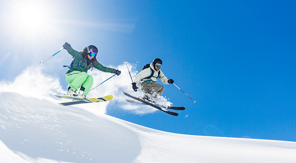 Rent demo skis and snowboards from Outpost Sunsport!